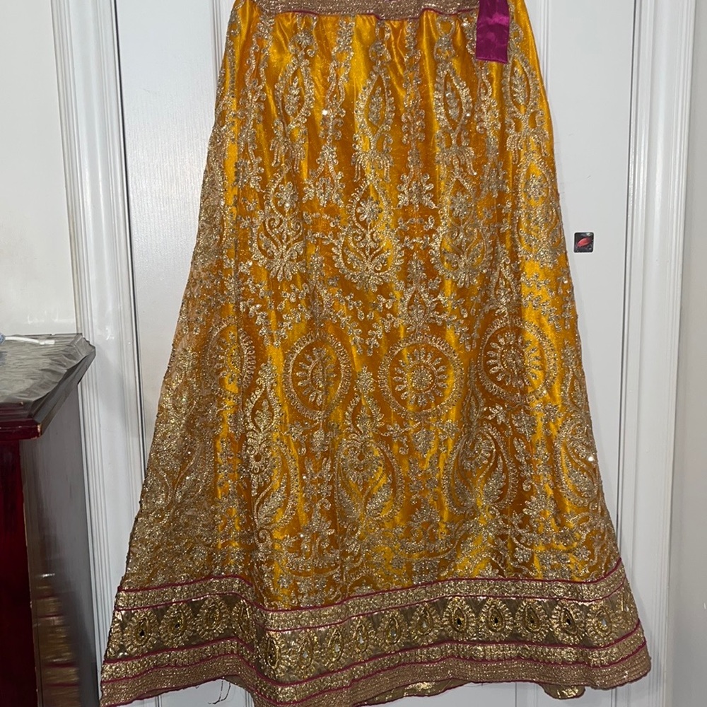 Gorgeous Lenga - Picture 2 of 4